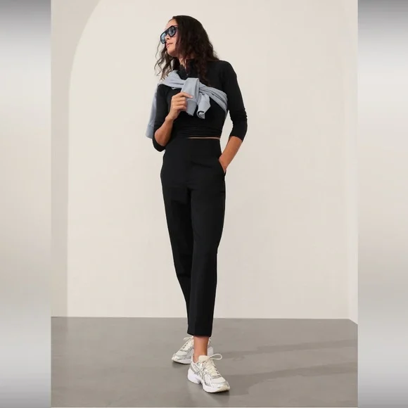 NWT Athleta Black Endless high rise Pant, Size 10 straight leg work Packable - Picture 13 of 16